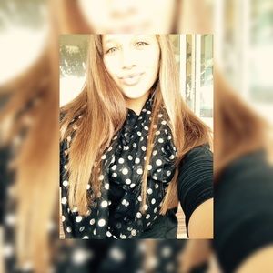 Meet your Posher, Celeste