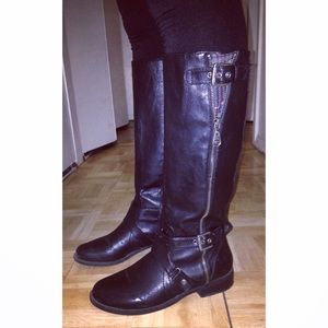 Guess women's boots
