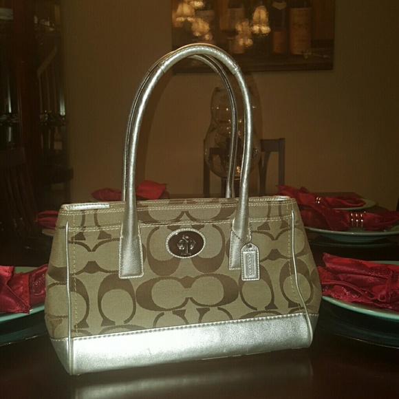 AUTHENTIC COACH tote
