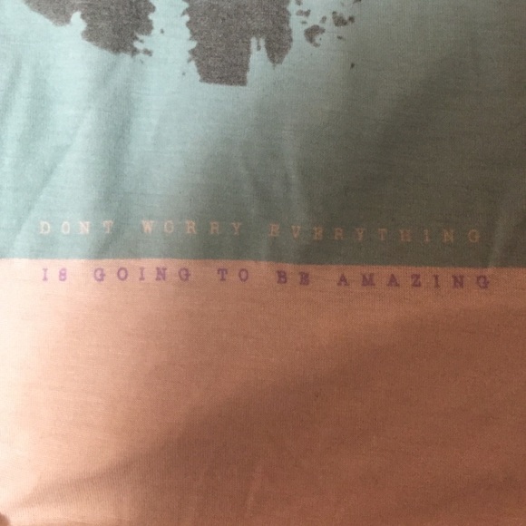 Long sleeve from AE - Picture 3 of 4