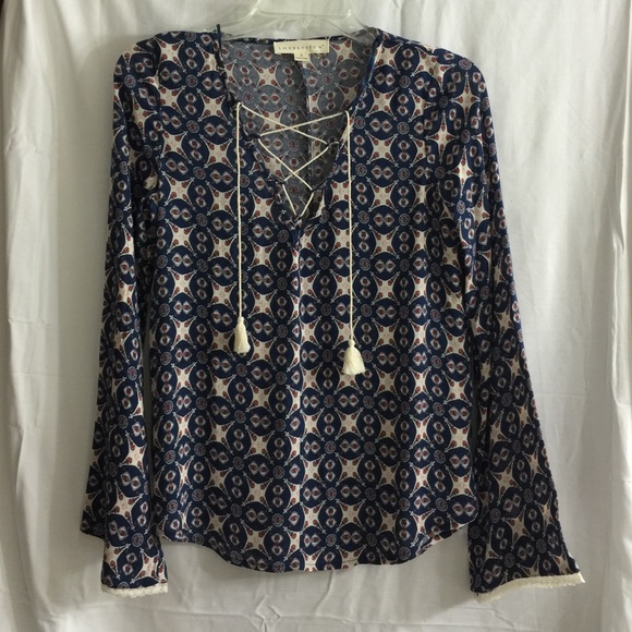 Lovestitch lace-up top-size S/M - Picture 3 of 5
