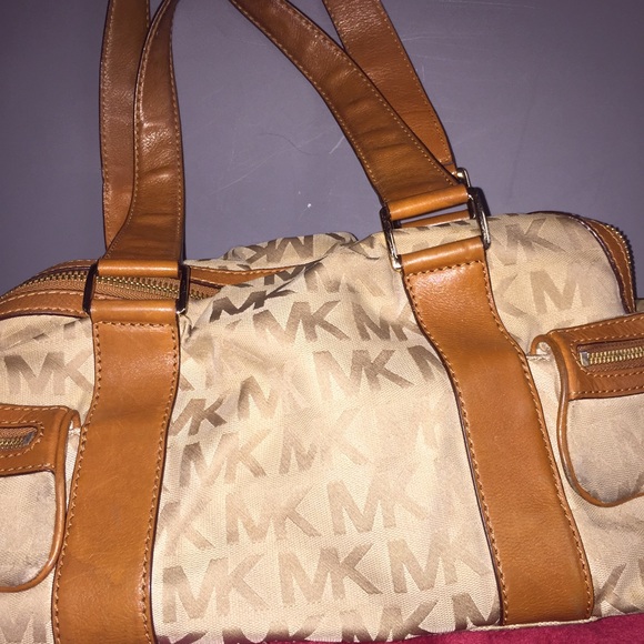 Mk tan purse