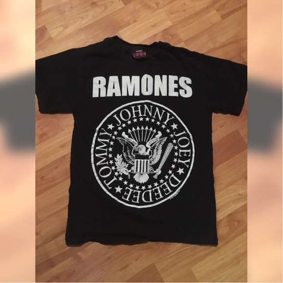 Band tee