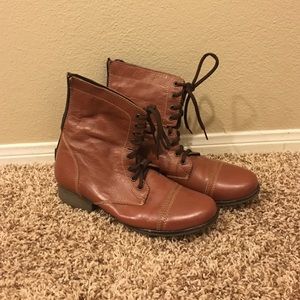 Steve Madden Boots