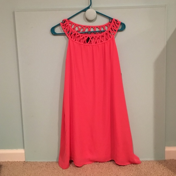 Coral summer dress - Picture 2 of 2