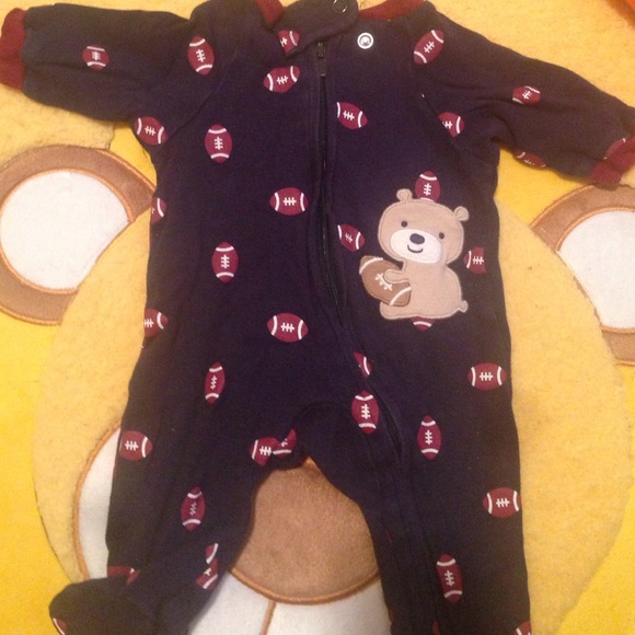 baby clothes - Picture 1 of 3