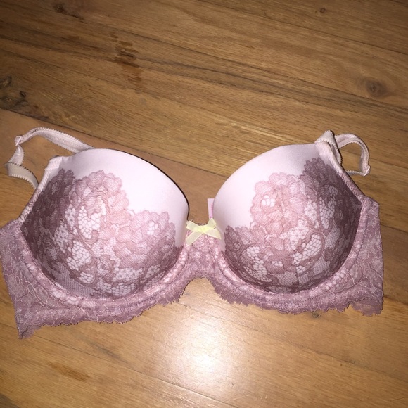 Victoria's Secret Dream Angels Bra size 32D