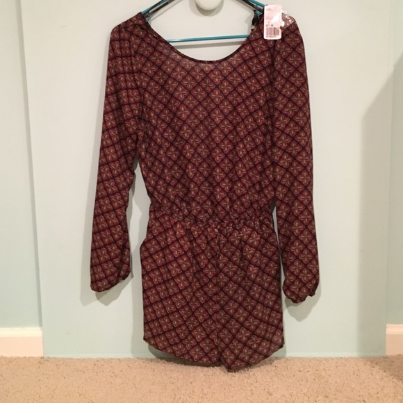 Pattern Romper - Picture 2 of 3