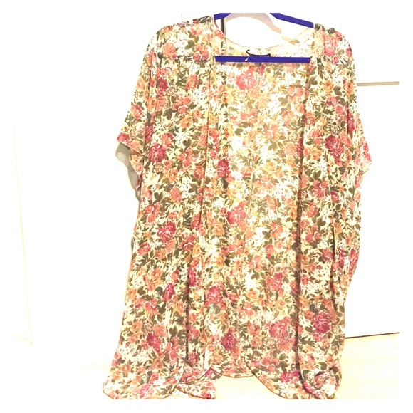 Brandy Melville kimono