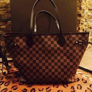 Louis Vuitton Neverfull MM Damier