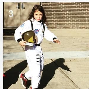 Meet your Posher, Alison