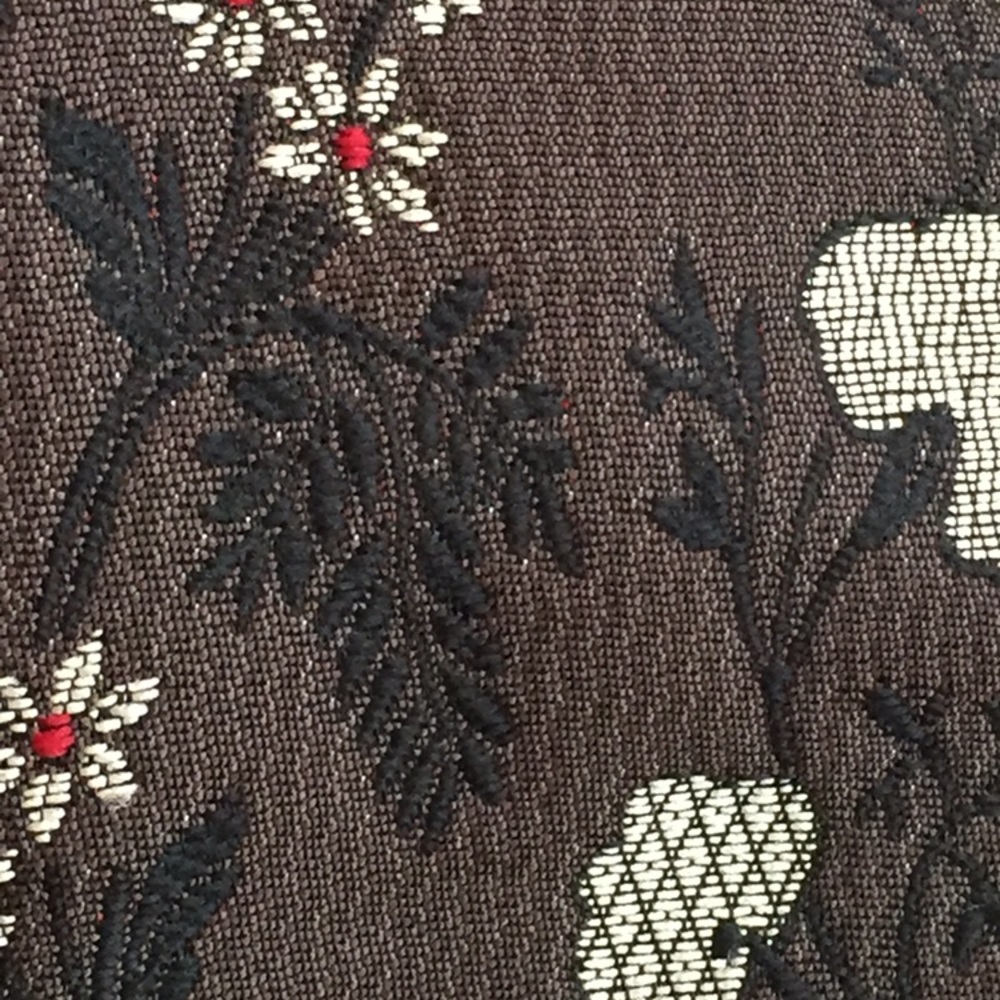 Embroidered Top - Picture 5 of 6