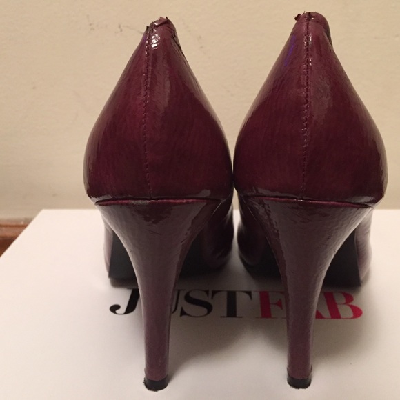 Shoes - Picture 4 of 4