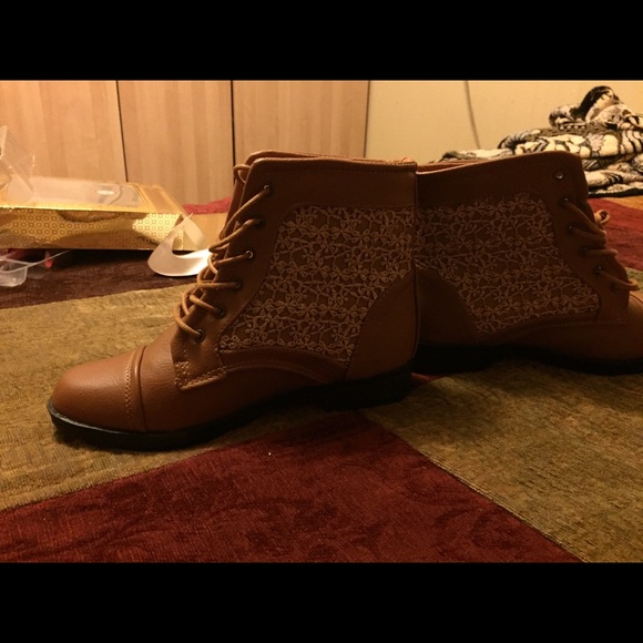 Ankle boots