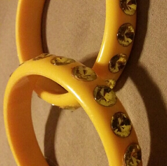 Yellow bangles - Picture 2 of 2