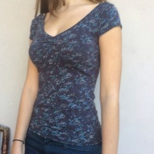 Tight V neck (front and back)