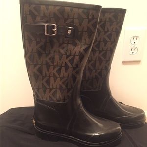 New Micheal Kors Mid-Calf Logo Rain Boots