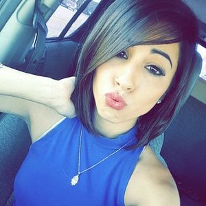 Meet your Posher, Hailey