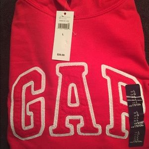NWT women's hot pink Gap logo large sweatshirt.