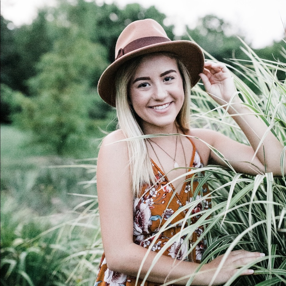 Meet your Posher, Kolbie