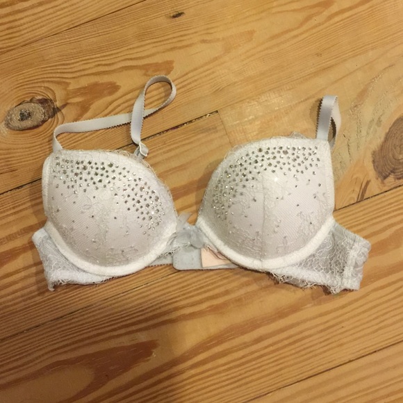 Victoria's Secret push-up bra.