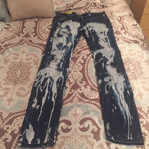 💥TWO TONED DISTRESSED SKINNY JEAN💥