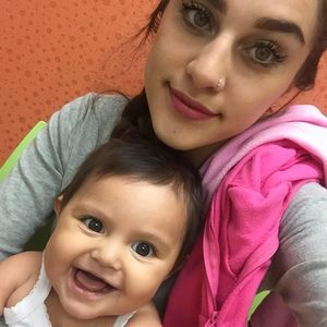 Meet your Posher, Roxana