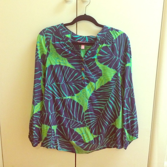 Lilly Pulitzer Elsa Top in Under the Palms