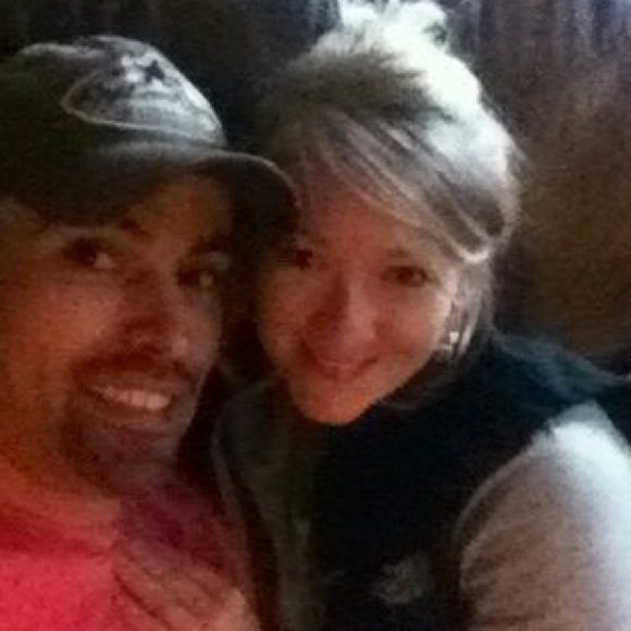 Meet your Posher, Heather - Picture 2 of 2