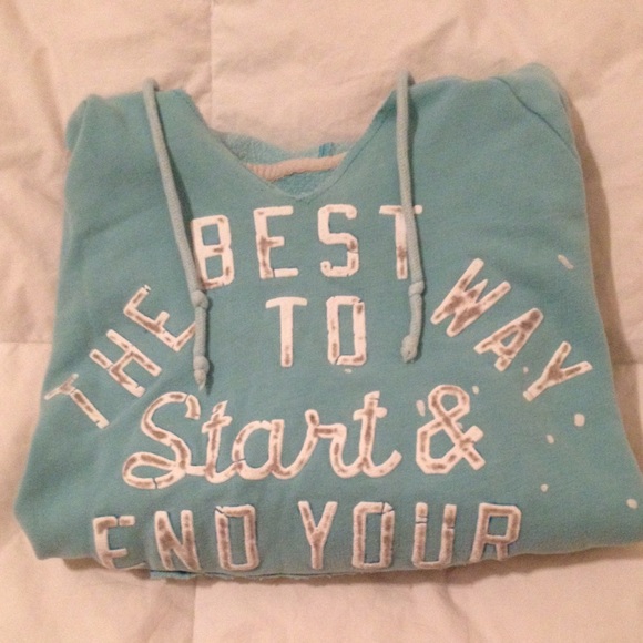 Sweatshirt. Worn a fee times. - Picture 1 of 3