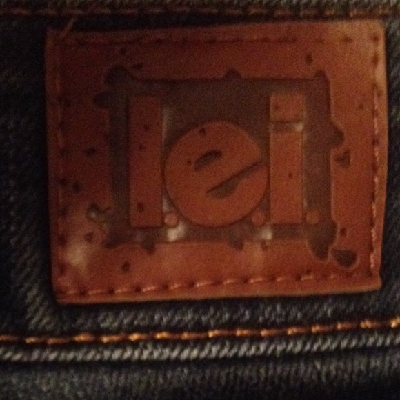 Skinny jeans. Worn a few times. - Picture 3 of 3