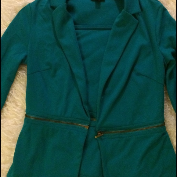 Turquoise blazer that zips on bottom half - Picture 2 of 2