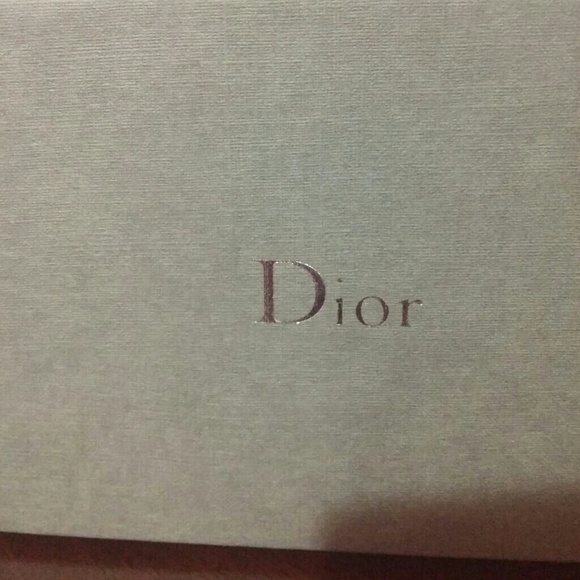 Box - Picture 2 of 2