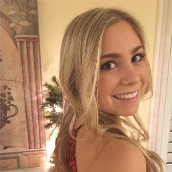 Meet your Posher, Jackie - Picture 1 of 1