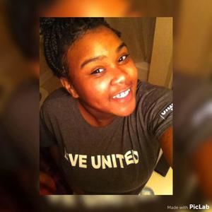 Meet your Posher, Deedee