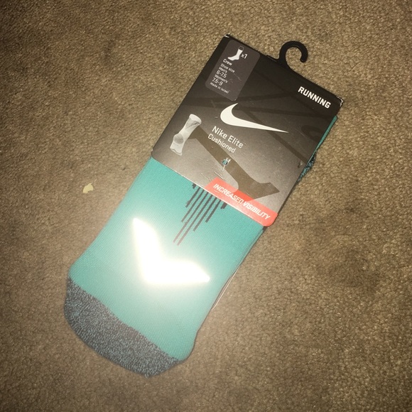 🎉FreeGift w Nike Bundle: Elite Compression Sock - Picture 1 of 2