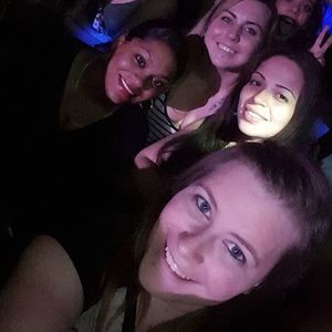 Meet your Posher, Niki