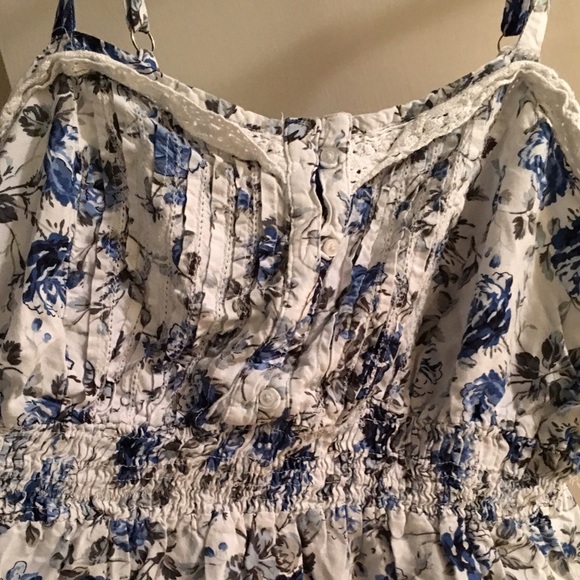 SOLD Blue Floral Tank - Picture 2 of 4