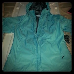 Columbia woman's small rain coat