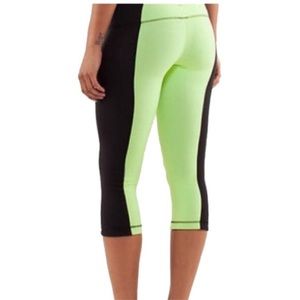 Lululemon Black Lime Wunder Under Crop