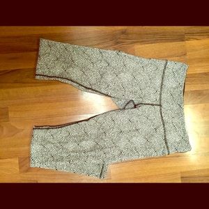 Wonder under pants