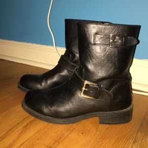 Black ankle boots from H&M