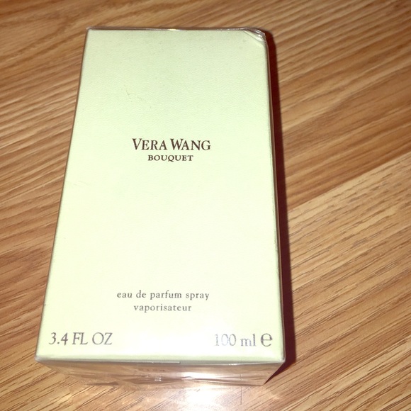 Vera Wang Eau De Parfum spray