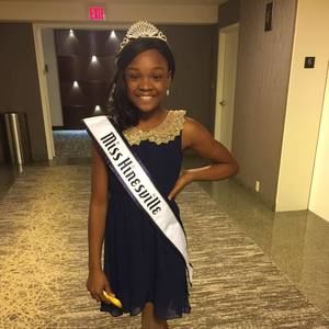 Meet your Posher, Valerie