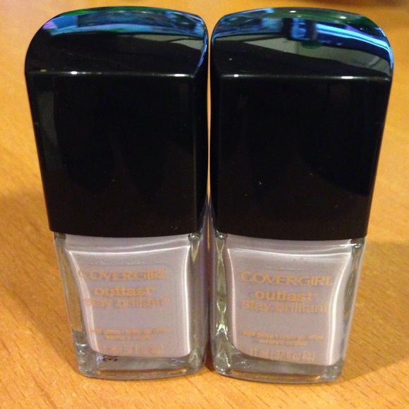 Two COVERGIRL Outlast stay brilliant nail gloss