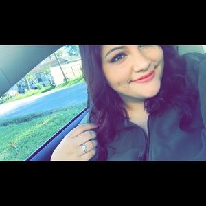 Meet your Posher, Tiffanee