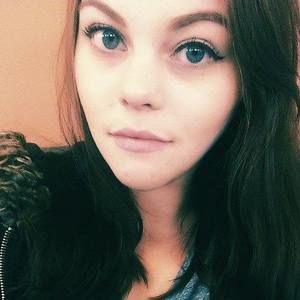 Meet your Posher, Chloe