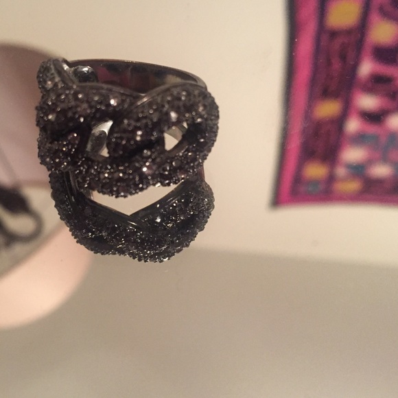 Ring BCBG - Picture 3 of 3