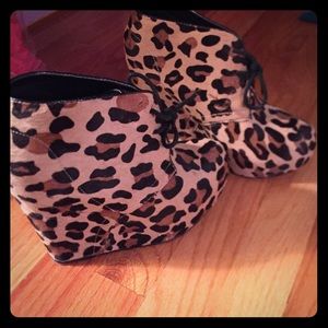 leopard wedges