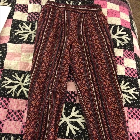 Forever 21 patterned pants